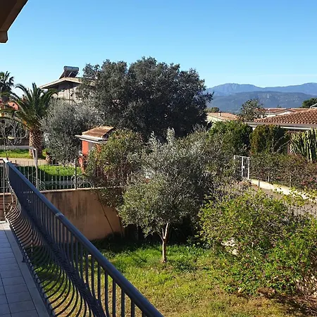 Blueberry Via Capri Porto Frailis Bed & Breakfast Àrbatax